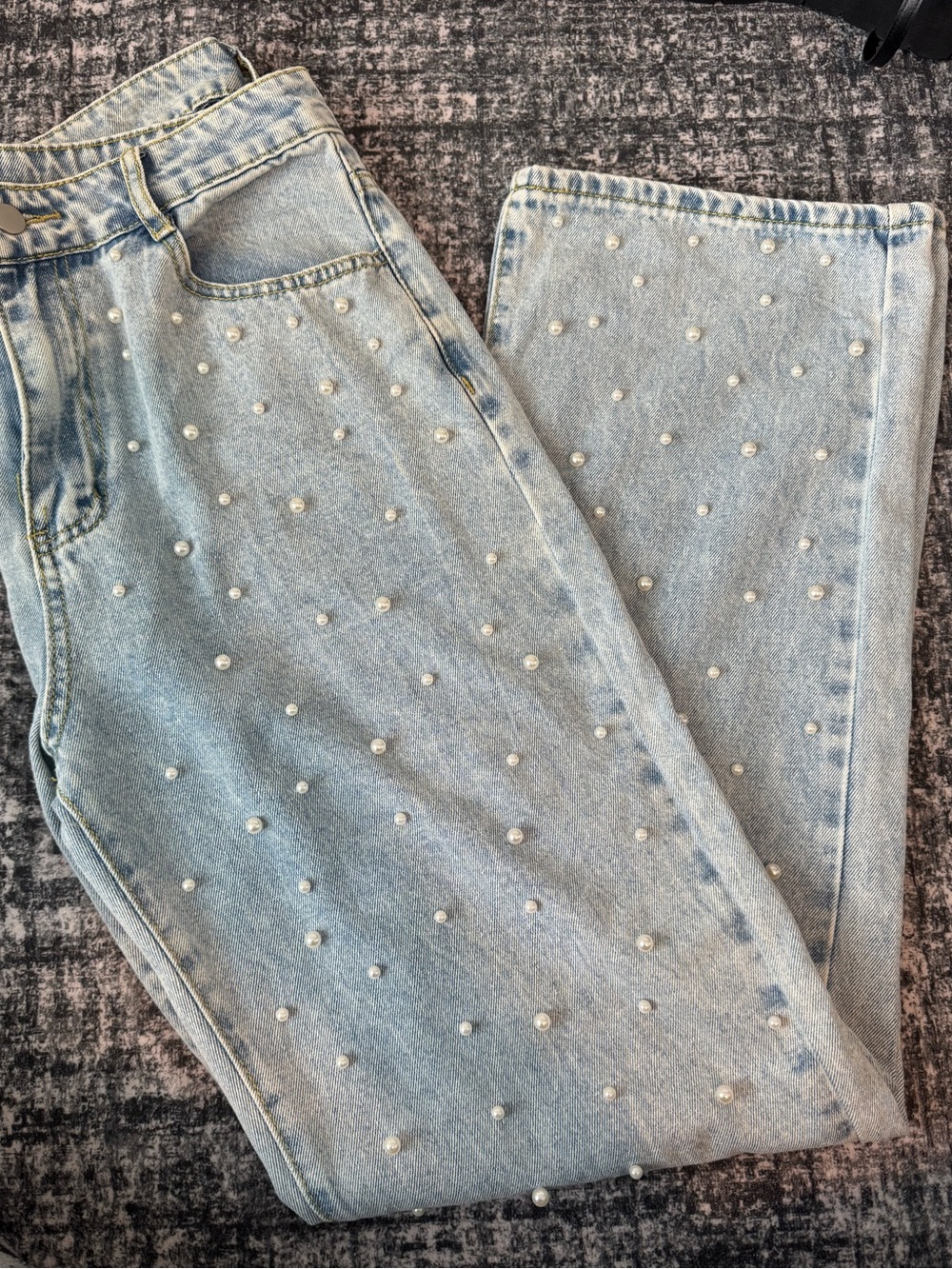Light Wash Pearl-Embellished Women’s Jeans